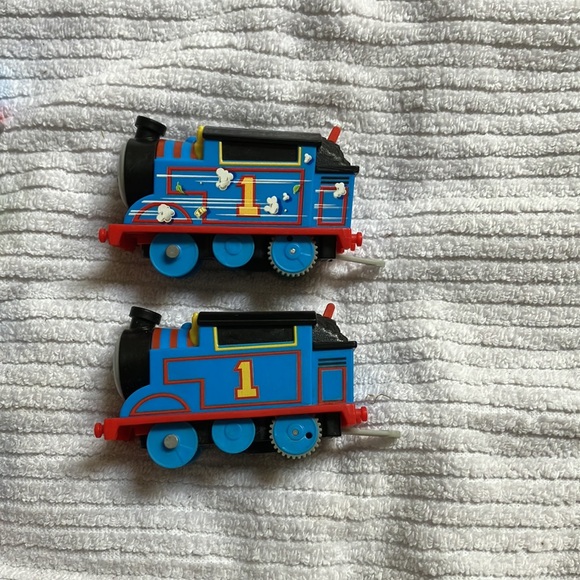 Set of 6 Thomas the train engines - Picture 3 of 13